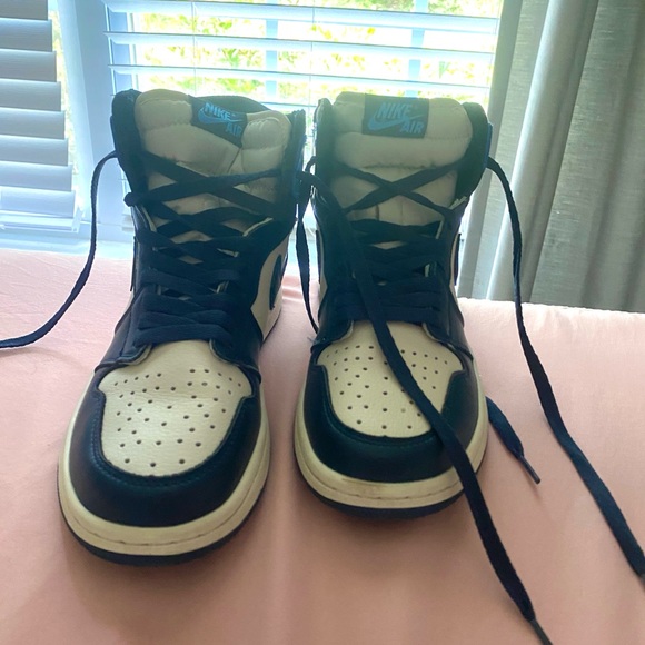 Men’s Air Jordan 1 High Retro OG - Picture 6 of 8